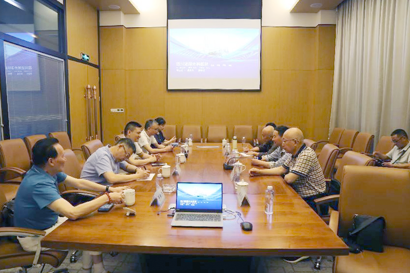 市老科协副会长王宗全一行莅临四川泌尿外科医院走访调研