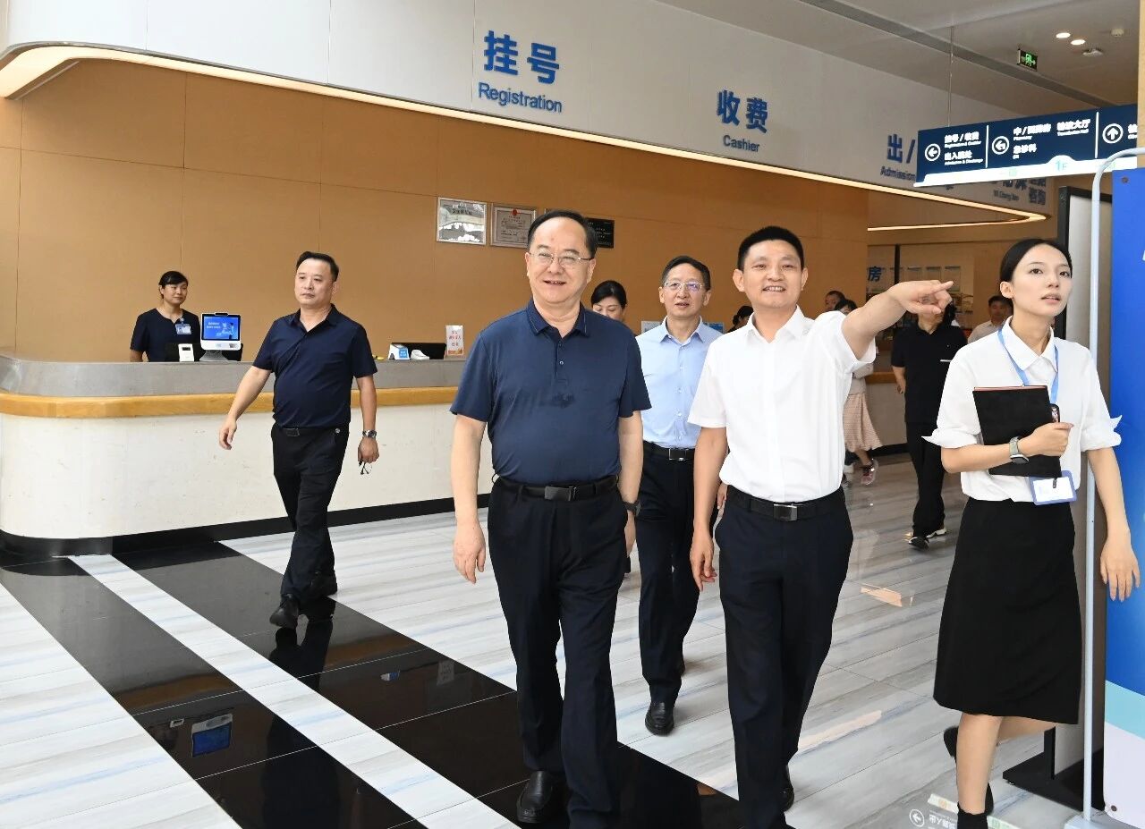 省政协副主席杜和平率队走访民建界别委员企业