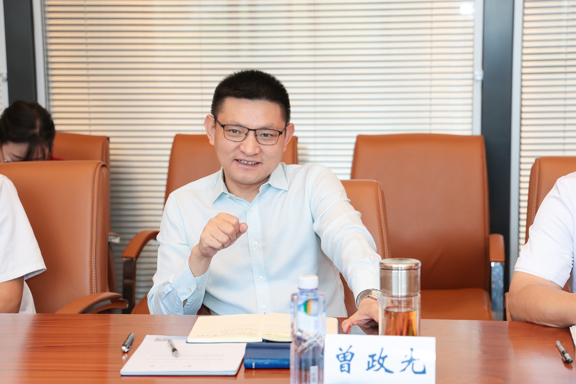 高碑社区与四川泌尿外科医院召开结对共建工作座谈会