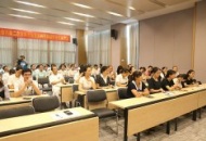  分享学习  加强团队力量建设