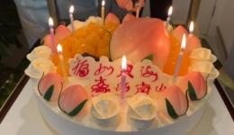 病房里的生日歌